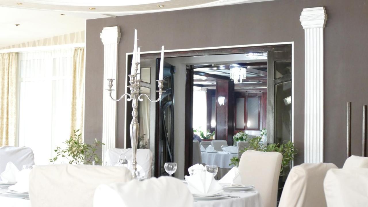 B&B Vila Bela Ruza Сремська Митровиця Екстер'єр фото